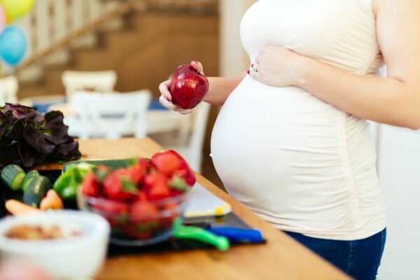 Gestational Diabetes and Diet: How the Right Foods Can Help | Armando Fuentes, MD | Promise: Powered by Nemours Children's Health