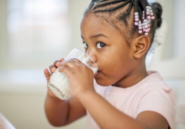 Breaking Down the Nutritional Breakdown of Milk Varieties