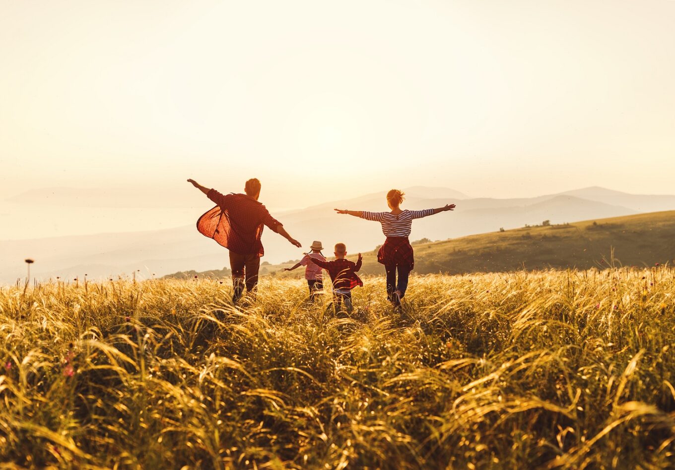 6 Sun Safety Tips: How Kids Can Have Fun in the Sun and Be Sun-Safe ...